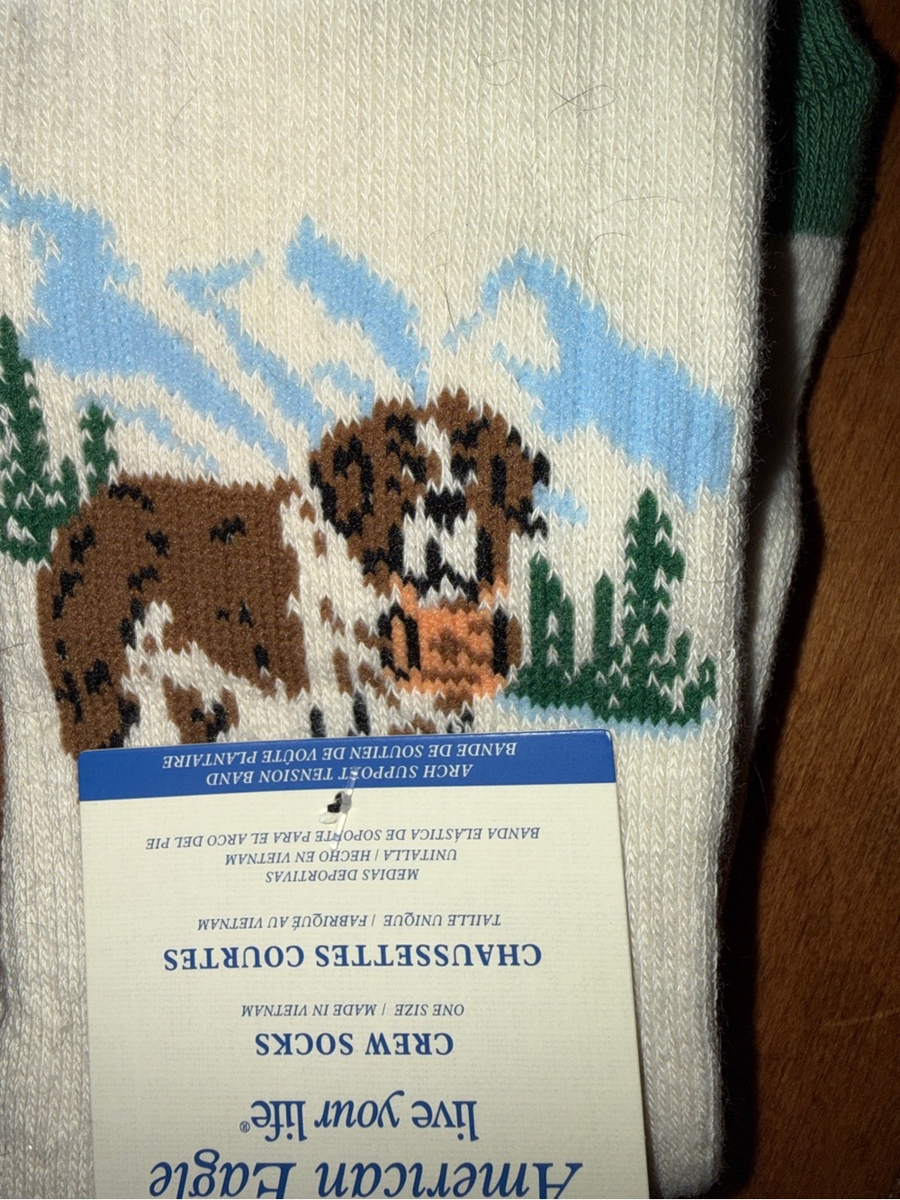 American Eagle Crew Socks with Brown St. Bernard Dog Graphic- hard to find! NWT!